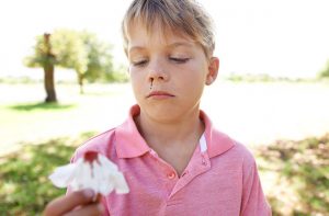 How to stop a bloody nose